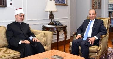 وزير الخارجية يستقبل مفتى الجمهورية.. ويؤكد: نثمن دور “الإفتاء” فى نشر الوسطية