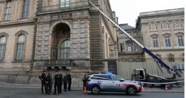 اعترافات مثيرة فى قضية سرقة مجوهرات اللوفر.. أين اختفى كنز الـ 88 مليون يورو؟
