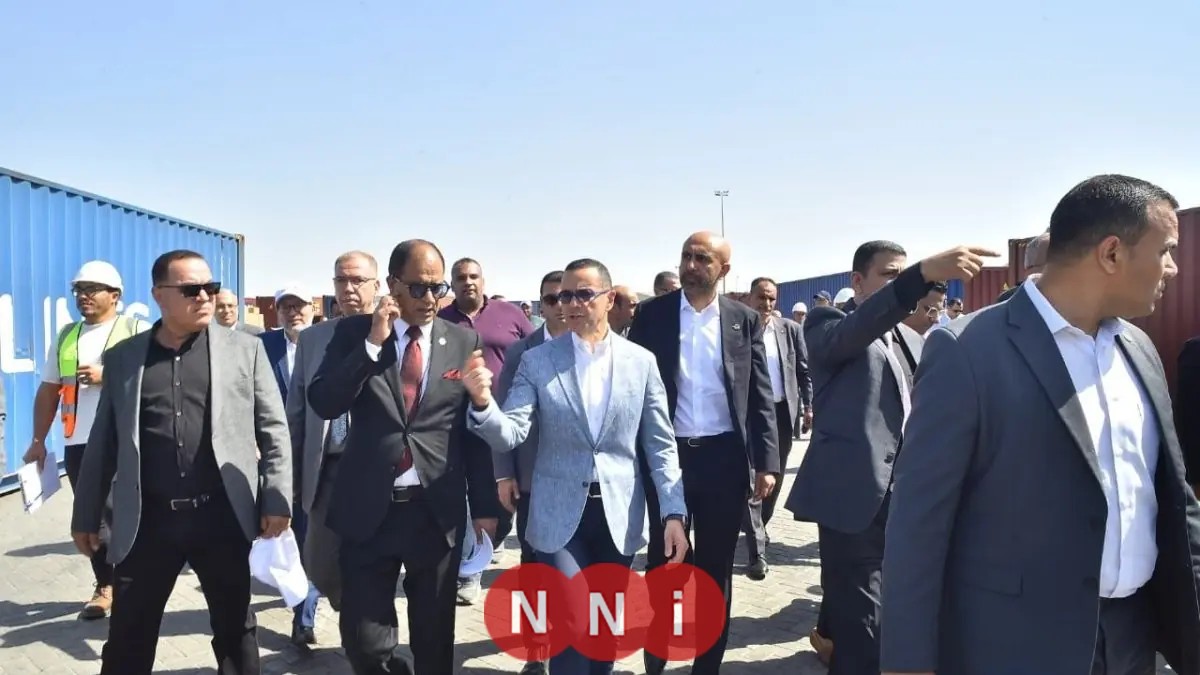 وزير الاستثمار يزور ميناء العين السخنة ويتابع تقدم منظومة الفحص المشترك