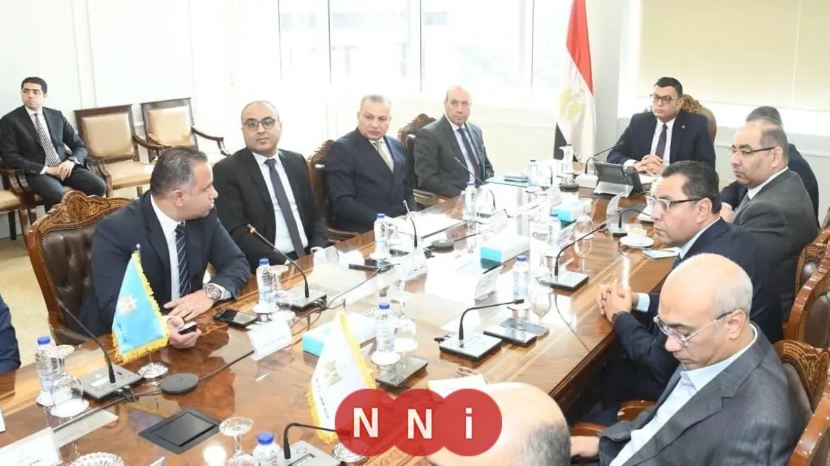 اجتماع حاسم لوزير الإسكان لبحث تشغيل مشروع حدائق تلال الفسطاط
