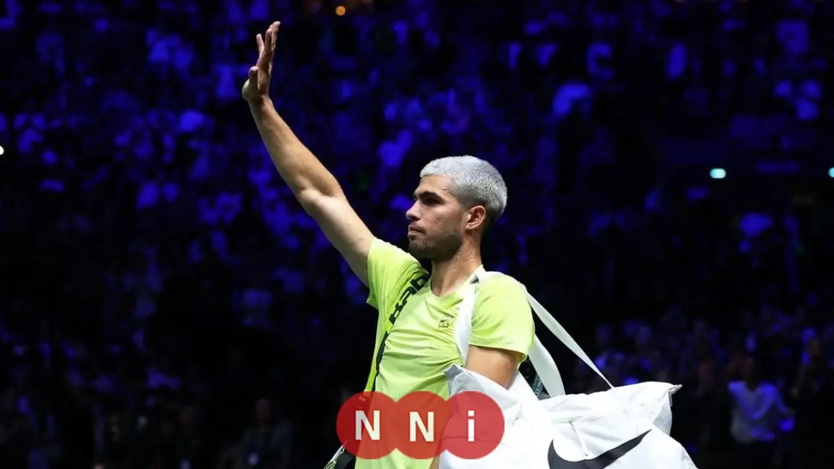 ألكاراز يغادر بطولة باريس ماسترز للتنس بعد أداء دون المستوى المتوقع