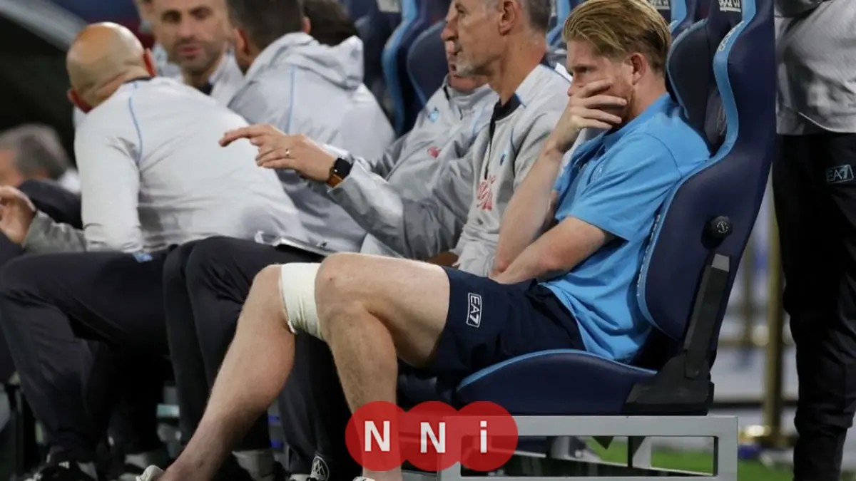 كيفن دي بروين يغيب طويلاً عن نابولي بسبب الإصابة القوية