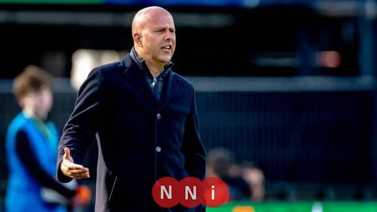 أزمة ليفربول تتفاقم مصير سلوت بين الاستمرار والرحيل