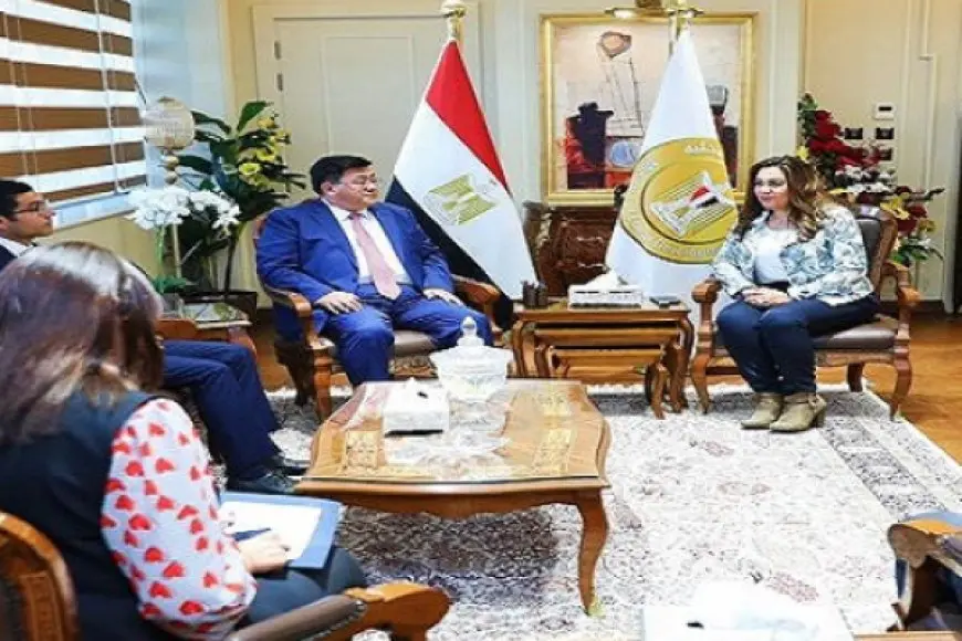 وزيرة التنمية المحلية تبحث مع وفد مؤسسة رجال الأعمال المصريين الصينيين فرص ومجالات التعاون بين الجانبين