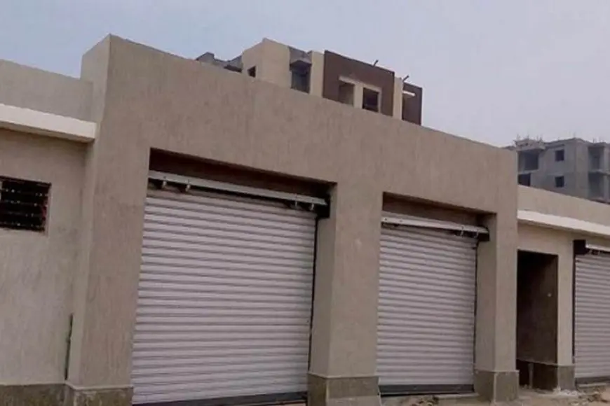 طرح 47 محلًا تجاريًا للبيع بالمزاد العلني في حدائق أكتوبر وبدر
