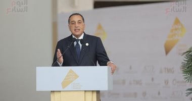 رئيس الوزراء: أخبار سارة الفترة المقبلة حول تصنيع سيارات كهربائية فى مصر