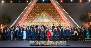 نيويورك تايمز: افتتاح المتحف الكبير يجدد مطالب استعادة آثار مصر من الخارج