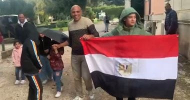 توافد الناخبين فى ميلانو للإدلاء بأصواتهم بانتخابات النواب.. فيديو وصور