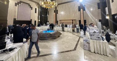 بدء عملية فرز الأصوات فى سفارة مصر بالرياض عقب غلق باب التصويت