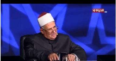 تحكيم دولة التلاوة عن المتسابق يوسف عبد العزيز: صوتك جميل وقوى وأمتعتنا