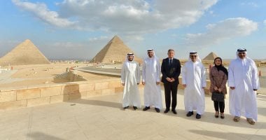 رئيس الأعلى للإعلام ووزير الإعلام البحرينى فى جولة بالأهرامات والمتحف الكبير
