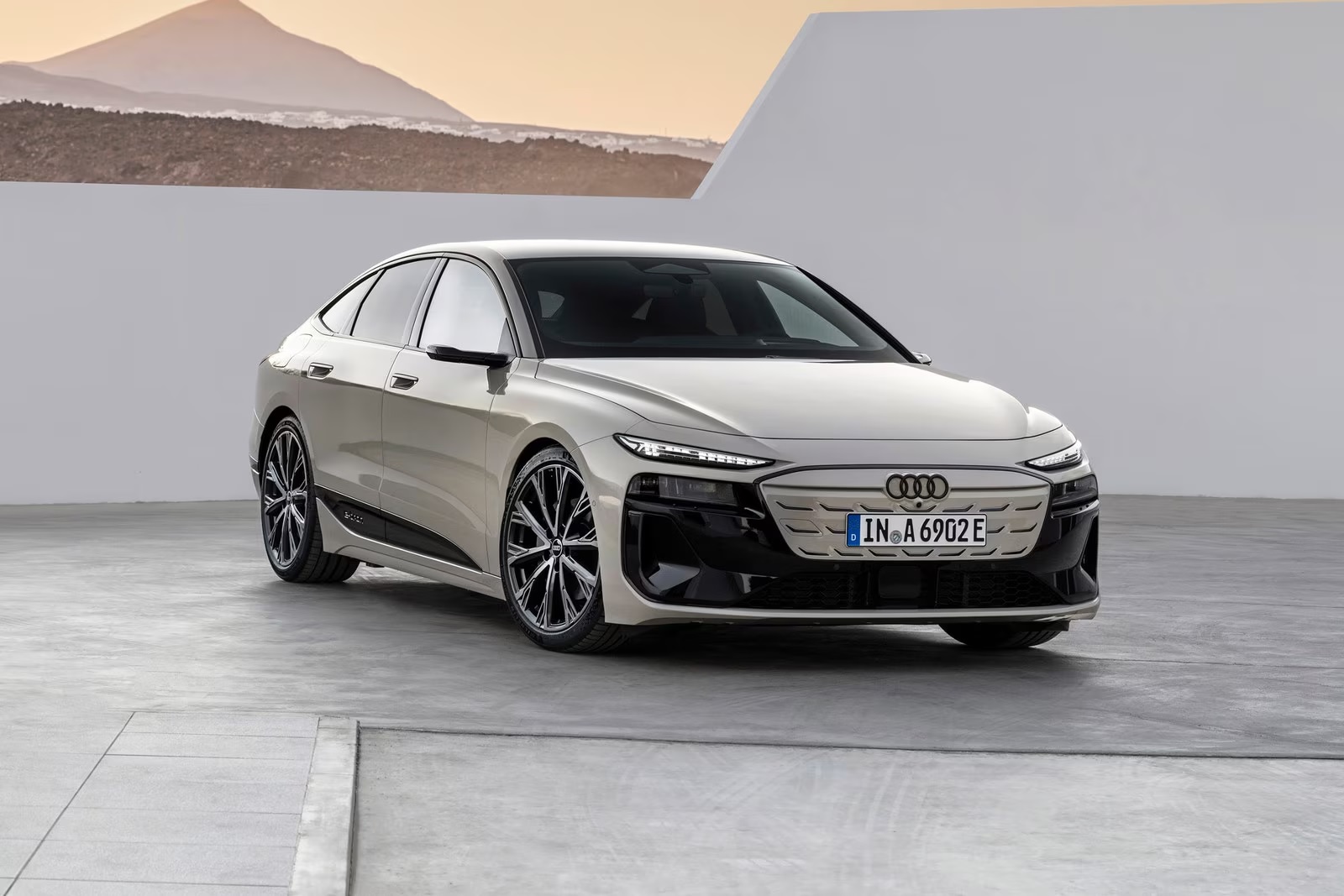 بدون كفيل استلم سيارتك إيجار أو تملك بالتقسيط على دفعات ميسرة