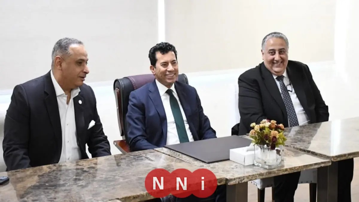 وزير الرياضة يجتمع بلاعبي المنتخب الوطني قبل بطولة العالم للتايكوندو في الصين