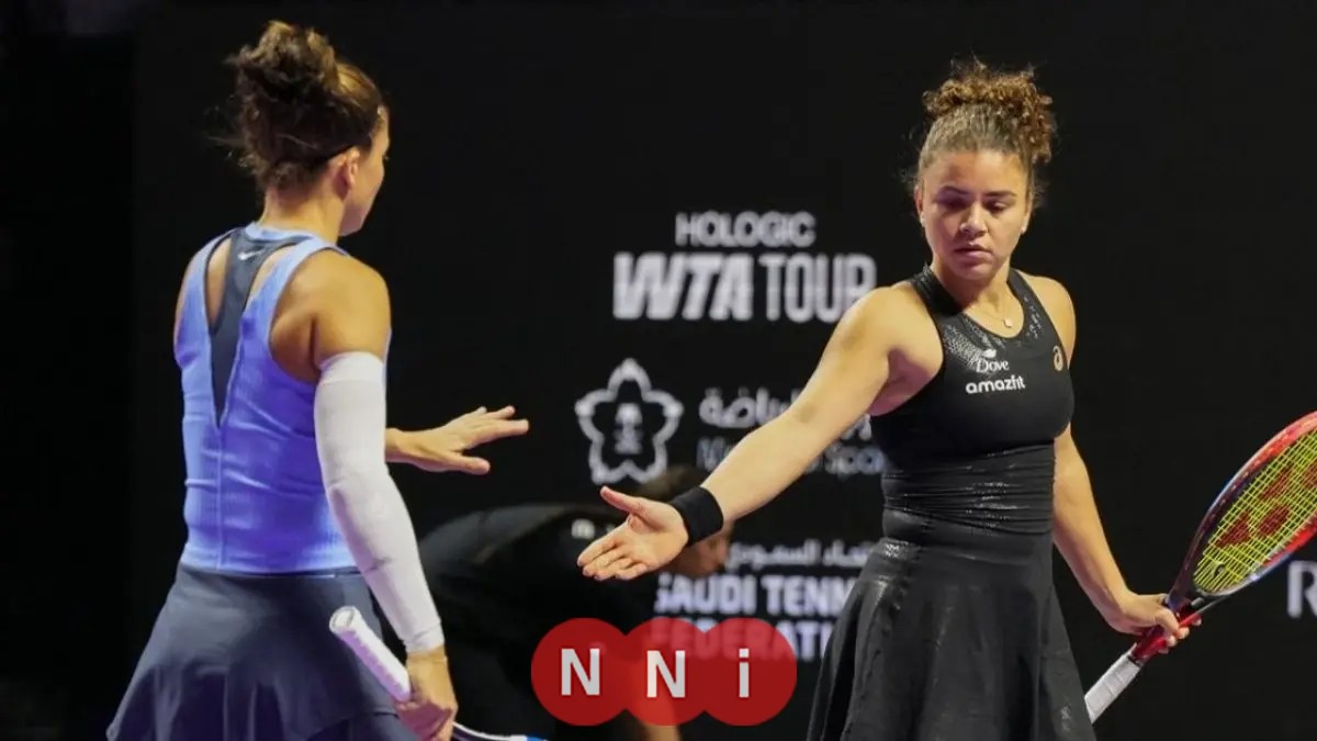 انطلاق مواجهات نارية في بطولة نهائيات رابطة محترفات التنس بالرياض