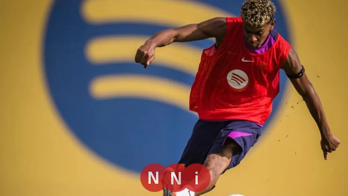 لامين يامال يقود تشكيلة برشلونة أمام إلتشي وكاسادو يتولى دور بيدري