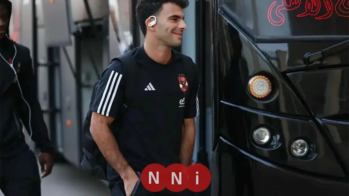 الأهلي يصل إلى استاد برج العرب لمواجهة مثيرة أمام المصري