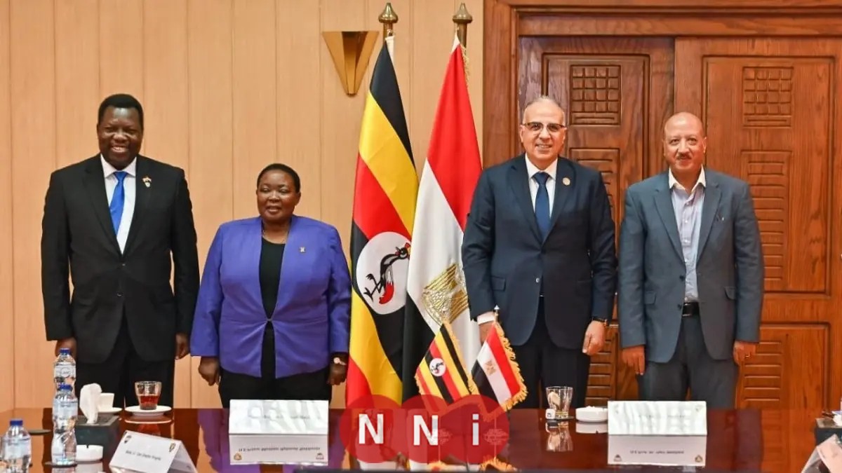 وزير الري يبحث مع رئيسة أوغندا تعزيز التعاون المائي بين البلدين