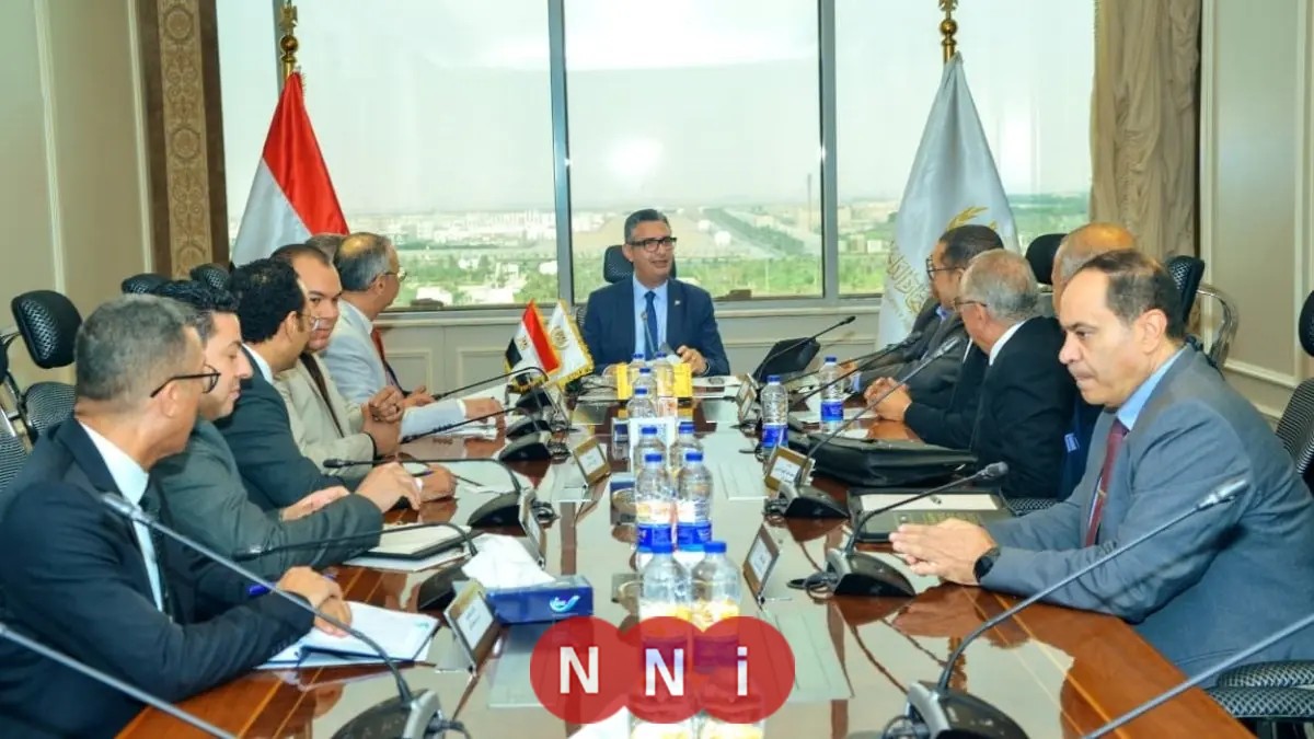 وزير التموين يناقش مقترحات تسويق المواد البترولية مع الغرف التجارية