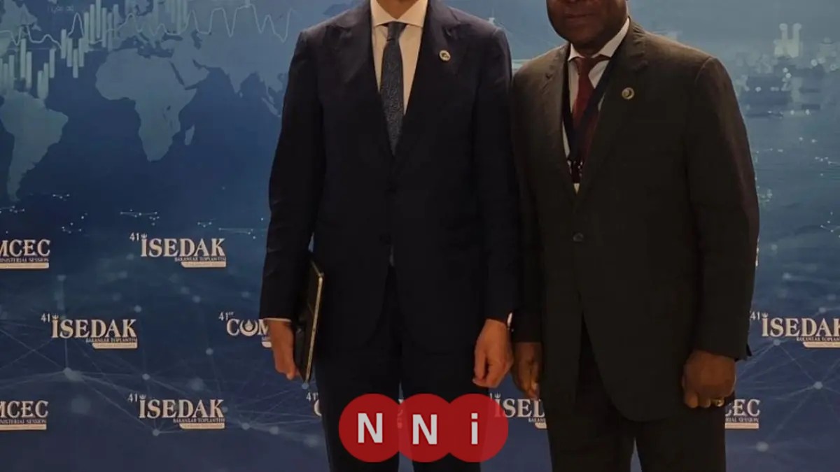 مصر تركز بشكل كبير على تعزيز التجارة البينية بين دول المجموعة تصريحات وزير الاستثمار