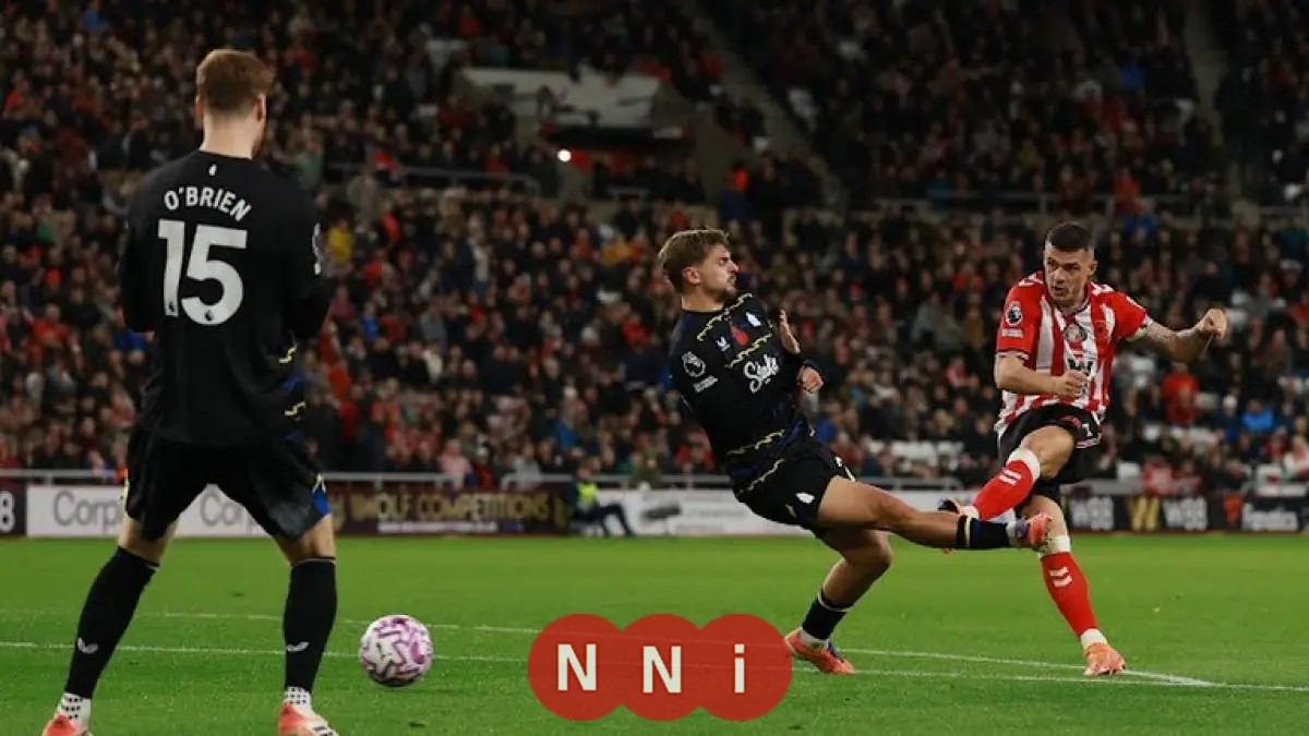 سندرلاند يحقق تعادلًا مثيرًا مع إيفرتون في نهاية الجولة العاشرة من الدوري الإنجليزي