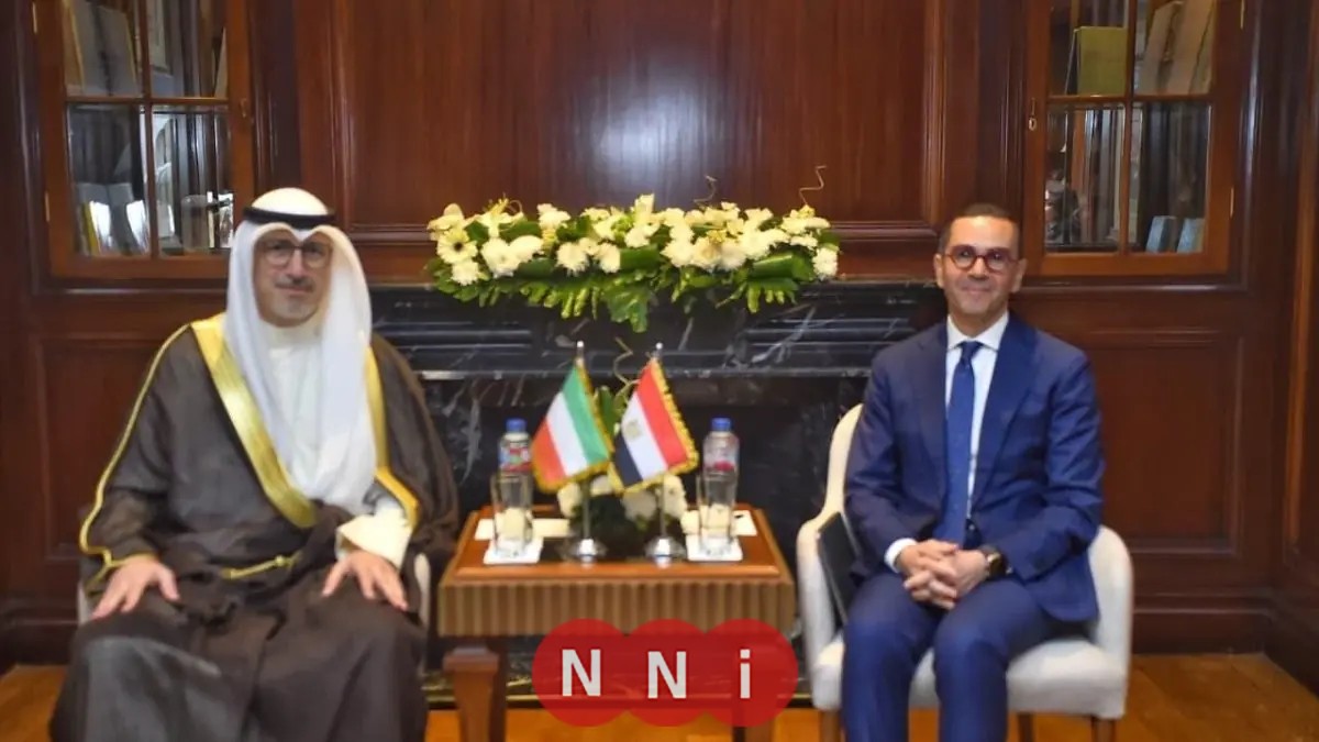 وزير الاستثمار يناقش مع وزير التجارة والصناعة الكويتي خططاً لمضاعفة التجارة البينية