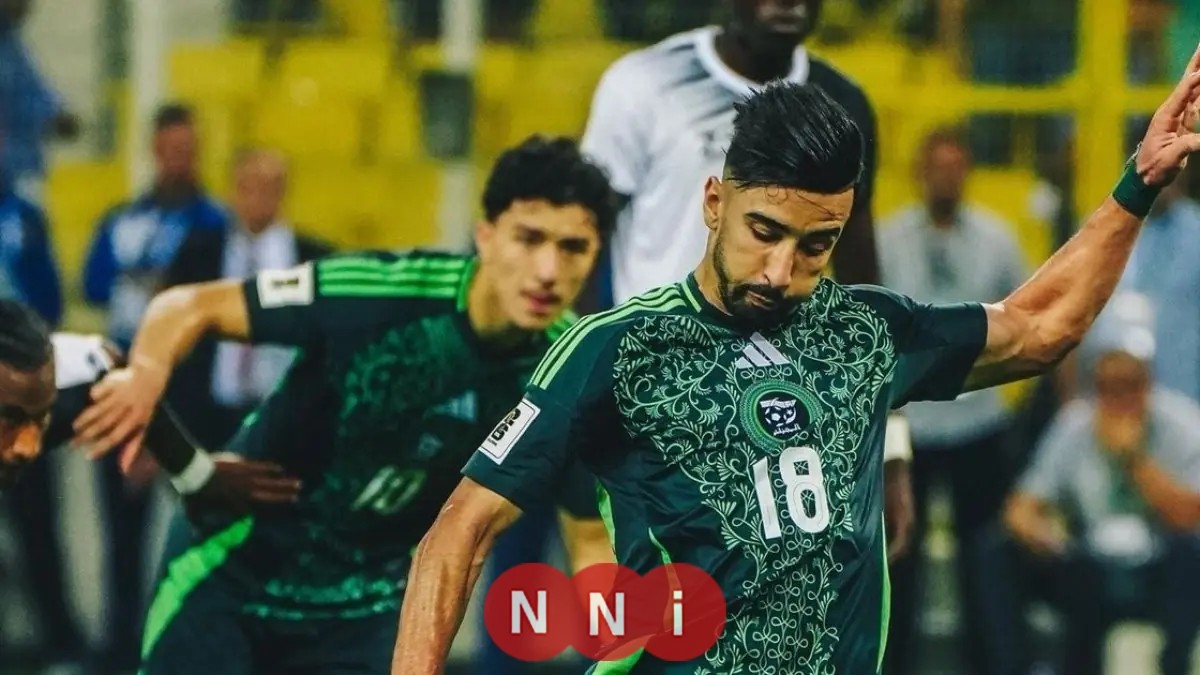 تشكيلة منتخب الجزائر ضد زيمبابوي في جدة: محرز بديلاً ومشاركة بونجاح وعمورة