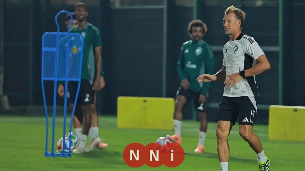 هيرفي رينارد يشدد على لاعبي منتخب السعودية: “الابتعاد عن المخاطرة هو الأفضل”