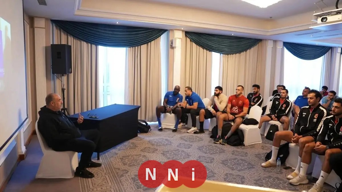 الغزاوي يلتقي برجال يد الأهلي استعدادًا لنهائي السوبر المرتقب