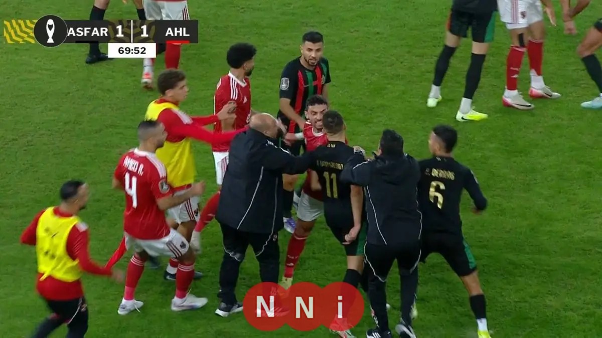 الأهلي يتقدم بأربع مطالب عاجلة للكاف بعد أحداث مباراة الجيش الملكي