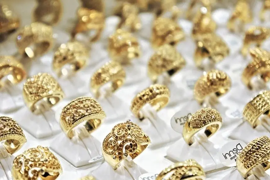 سعر الذهب اليوم الأحد.. عيار 21 يحقق مفاجأة