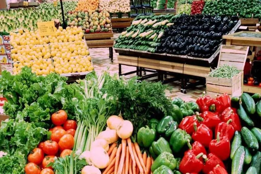 أسعار الخضروات والفاكهة اليوم الخميس.. الجزر يبدأ من 9 جنيهات