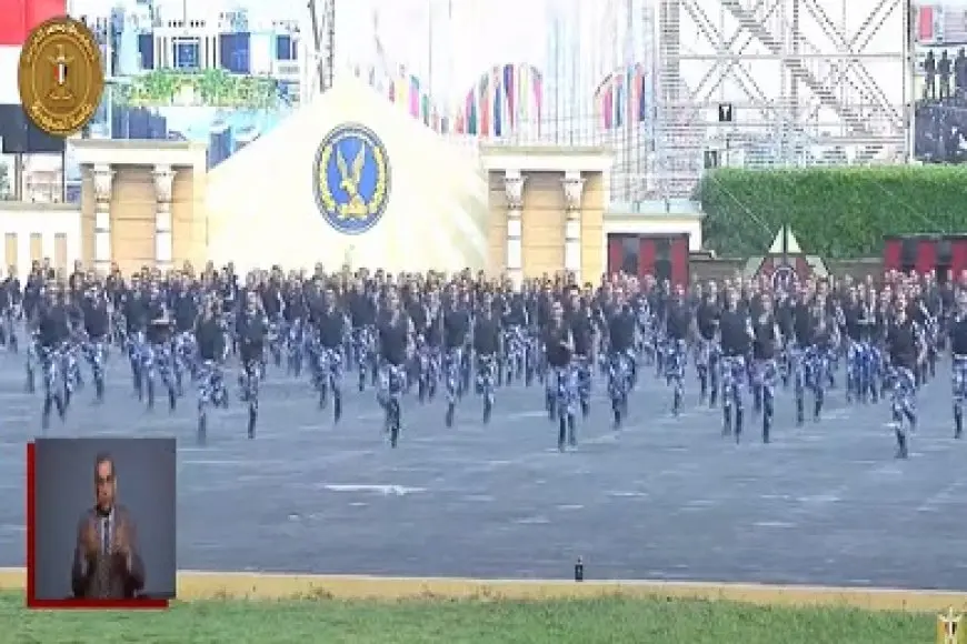 حفل تخريج طلاب أكاديمية الشرطة.. الرئيس السيسي يشهد عروض القوة البدنية والدفاع عن النفس