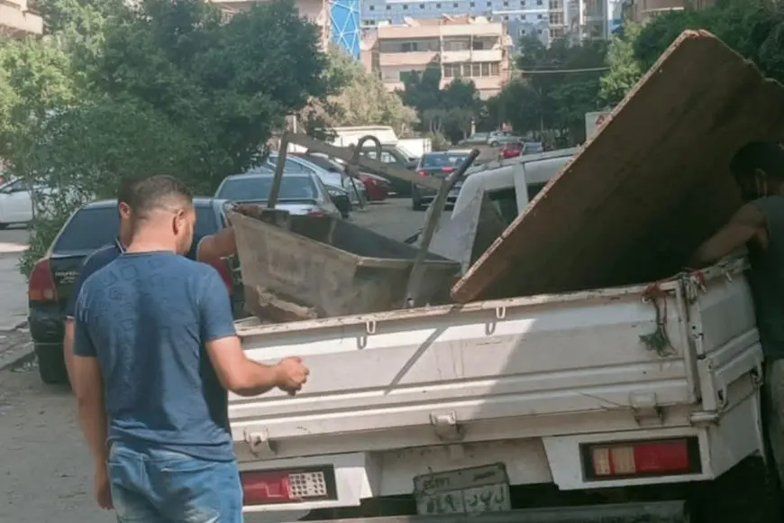 حملة لإزالة أعمال بناء مخالفة بشارع إسماعيل القباني في حي شرق مدينة نصر