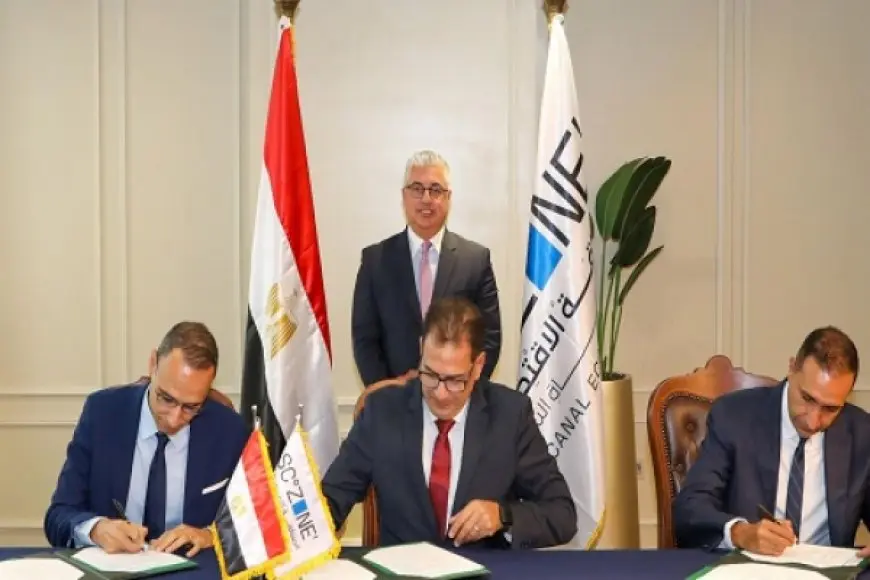 رئيس اقتصادية قناة السويس يشهد توقيع عقد مشروع “شركة النيل لإعادة تدوير البلاستيك”