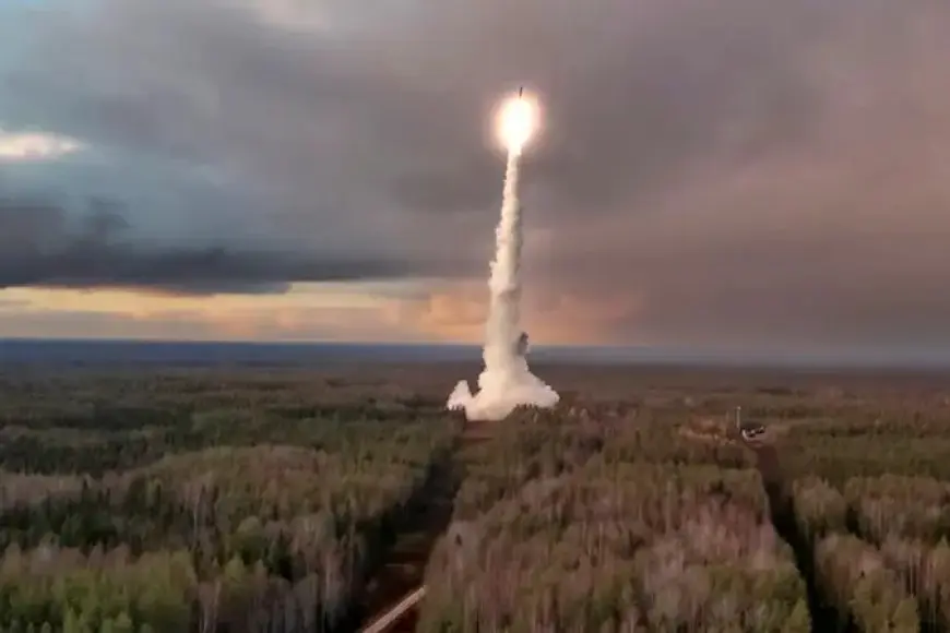 تهديد نووي جديد.. تداعيات إطلاق صاروخ أوريشنيك الروسي على أوكرانيا