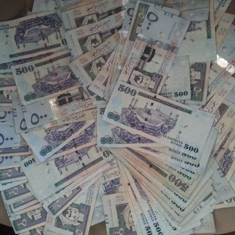 استلم 50 ألف ريال بدون كفيل لا يشترط تحويل الراتب تقسيط مرن حتى 5 سنوات