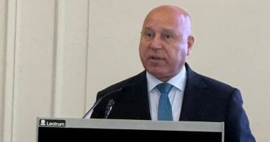 كامل الوزير يوجه بإنشاء محطة شحن بضائع بقوص ضمن القطار السريع