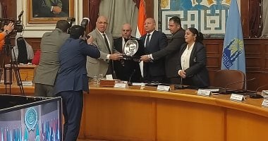 محافظ القاهرة: ندرس إنشاء إدارة للتنبؤ بالمشاكل وحلها بشكل علمى