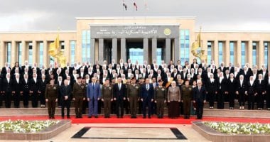 الأكاديمية العسكرية تحتفل بتخرج دورتين جديدتين من المعلمين ومديرى المدارس