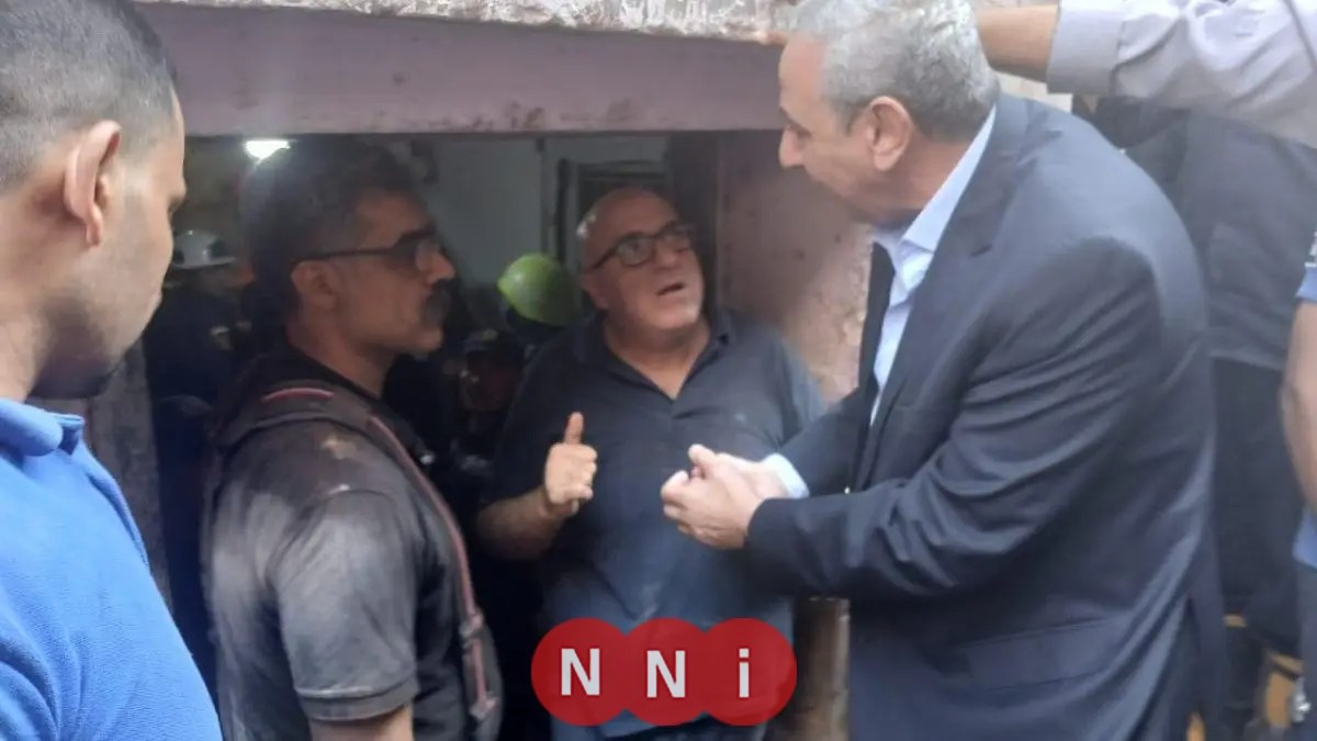 محافظ الغربية يتابع مباشرة جهود إنقاذ حريق مصبغة المحلة ورفع الأنقاض