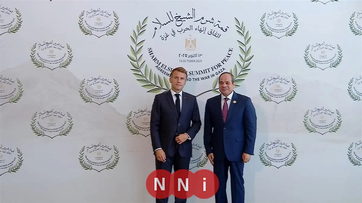 رد فعل ماكرون العفوي بلقاء الرئيس السيسي في قمة السلام