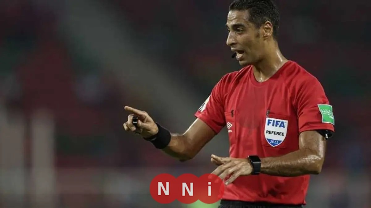 أمين عمر يقود تحكيم مباراة سوريا وجنوب السودان في تصفيات كأس العرب 2025