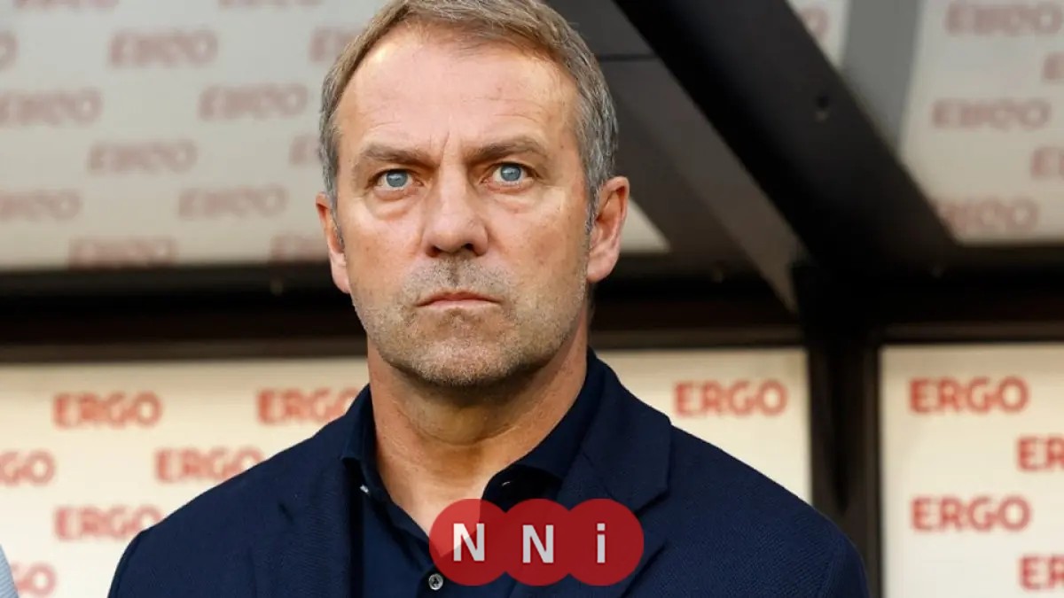 فليك يكشف قائمة برشلونة لمواجهة مثيرة ضد أتلتيكو مدريد في الدوري الإسباني