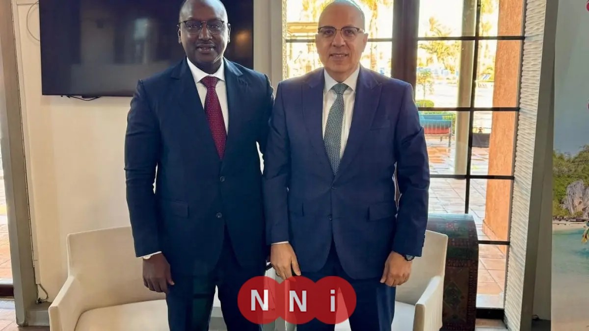 وزير الموارد المائية سويلم يجري اجتماعاً مثمراً مع وزير المياه السنغالي خلال الكونجرس العالمي التاسع عشر للمياه