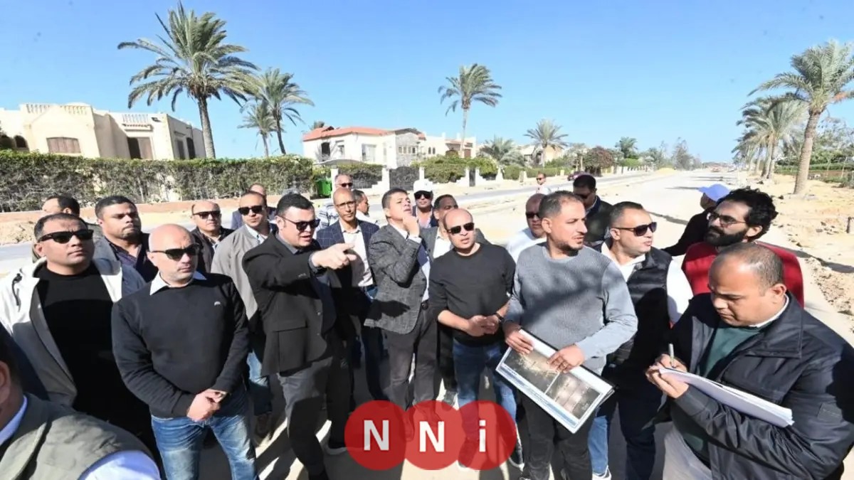 وزير الإسكان يتفقد مشروع مارينا 8 وتحديث مدخل مارينا 5 الرئيسي