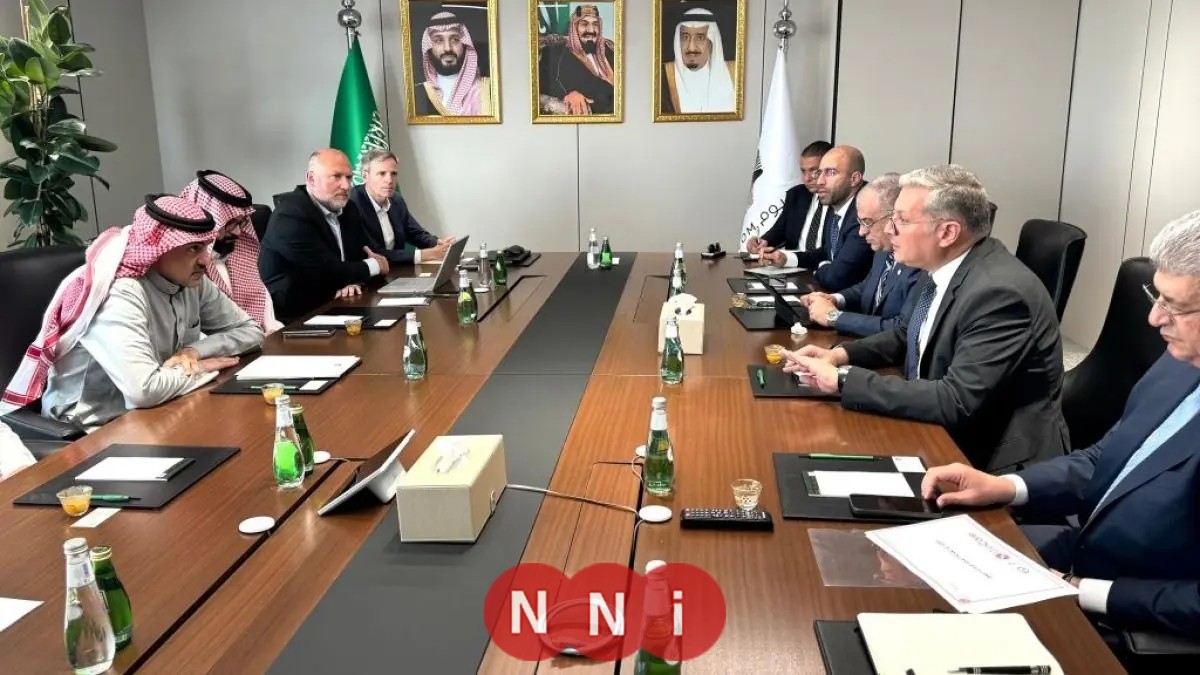 وزير البترول يخطط لزيادة دور الشركات المصرية في مشروع نيوم في السعودية