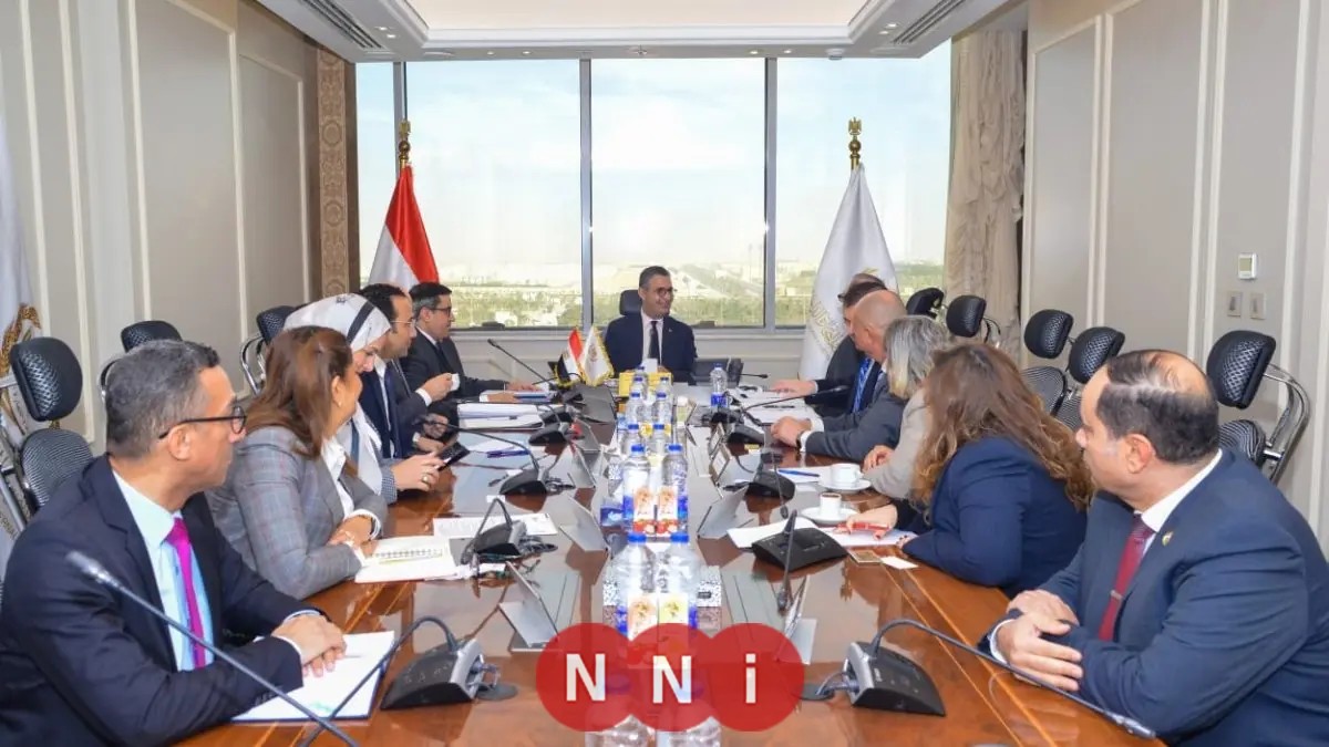 مباحثات هامة بين وزير التموين ورئيس بلومبرج لتحسين البنية التحتية لتخزين الحبوب وتعزيز التعاون