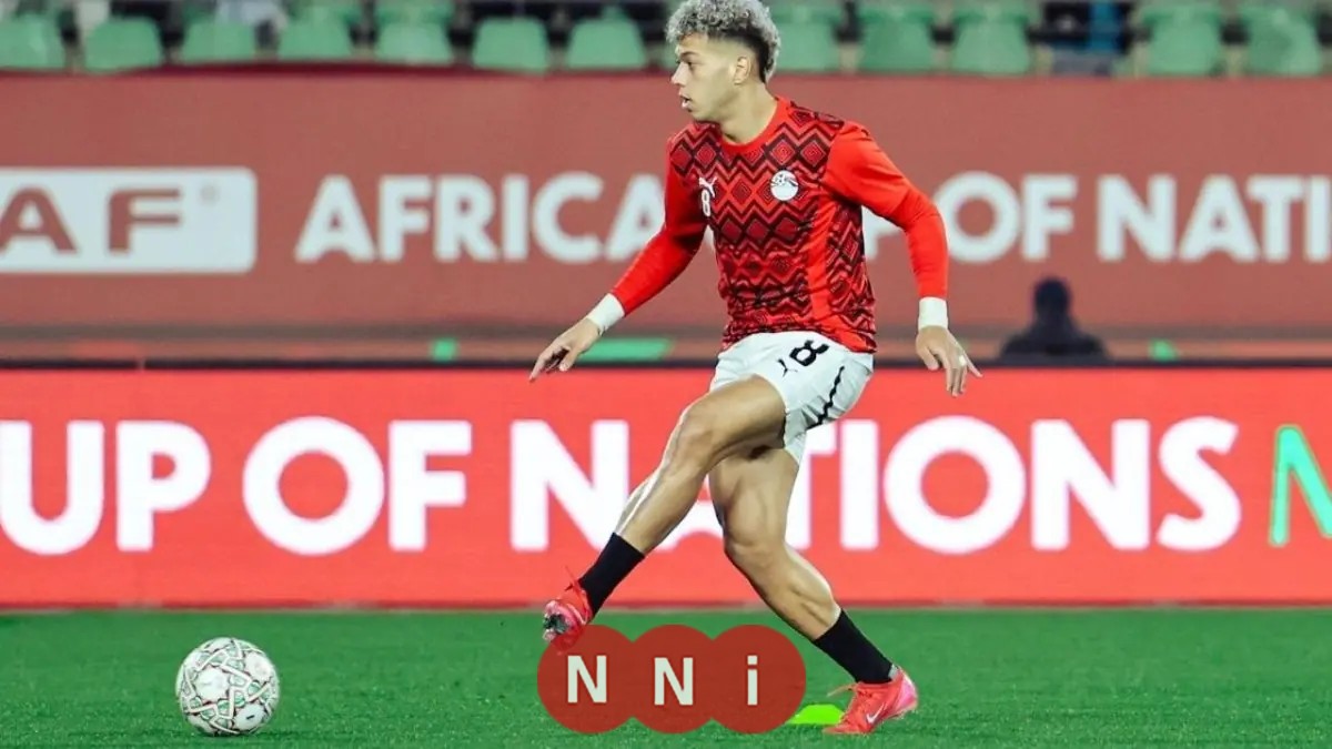 جماهير مصر في حيرة بسبب تبديل إمام عاشور: إصابة أم قرار فني؟