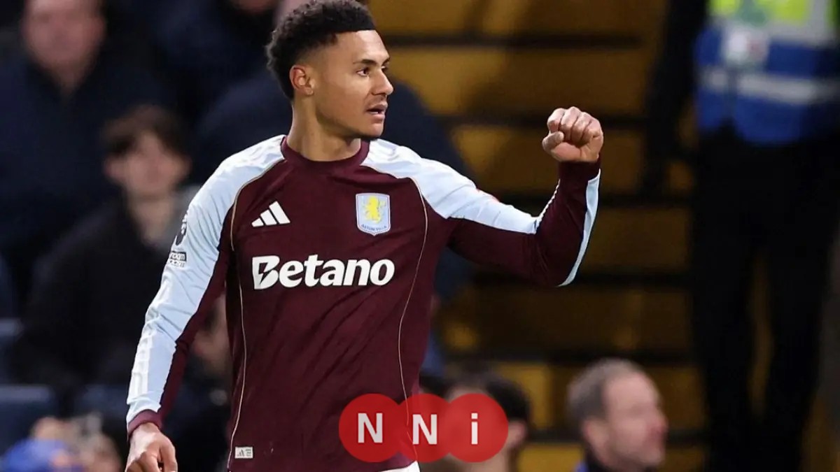 أستون فيلا يتألق ويعرقل تشيلسي معززا فرص ليفربول في الصدارة