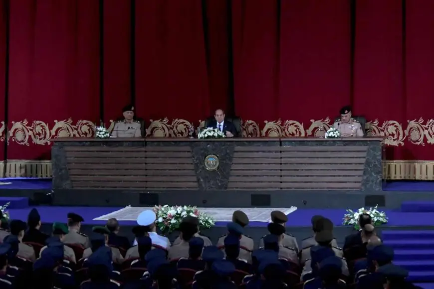 السيسي: التطورات الحادثة بالمنطقة على مدار العقود الماضية أدت إلى مفترق طرق تاريخي يتطلب من الجميع الحذر